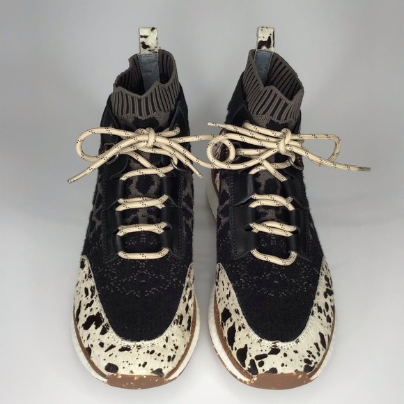 OTBT Hybird in Animal Print High Top Sneakers Size 9. - Picture 2 of 10